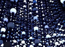 Фото Светодиодные шары SGM в презентации Audi A5